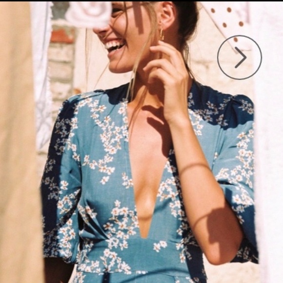 Faithfull the Brand Chloe Midi Dress size XS 2 - Picture 2 of 12